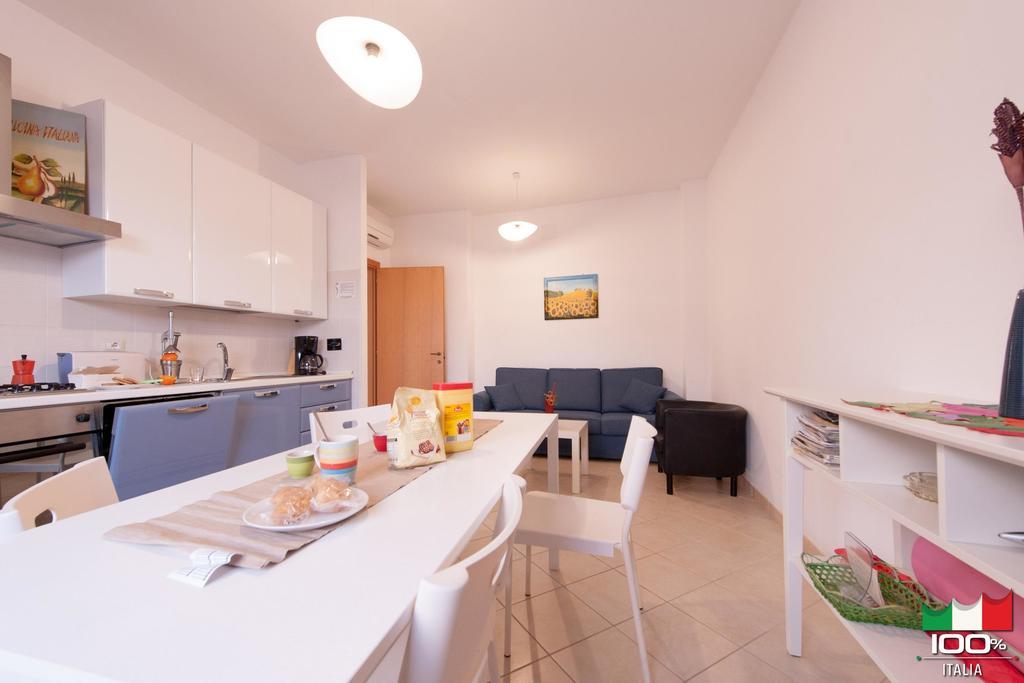 Livingapple Beach Minturno Exterior photo